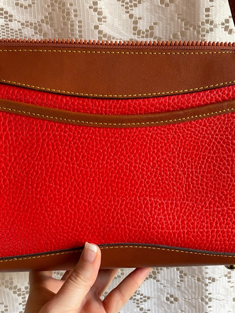 Dooney & Bourke Look Alike Red Pebbled Leather Crossbody Bag - Picture 5 of 16